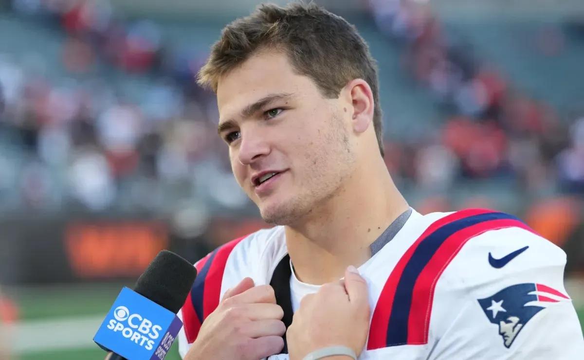 Mike Vrabel opens up on the Drake Maye-Josh Allen comparisons