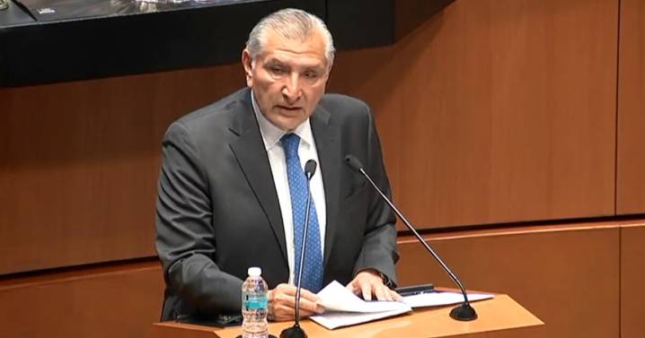 Adán Augusto, el mayor comprador de libros del mundo