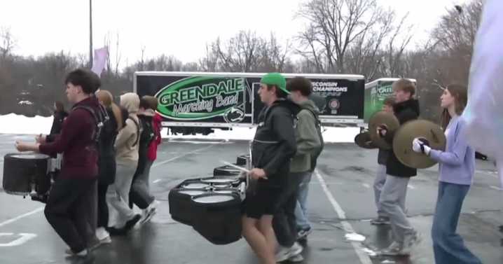 Greendale High School's championship marching band returns to Rose Parade