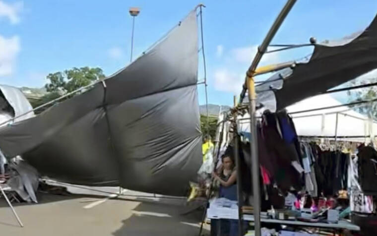 Woman, 28, injured from flying tent at Aloha Stadium flea market