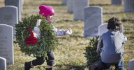 Santa Feans come together to honor veterans for Wreaths Across America