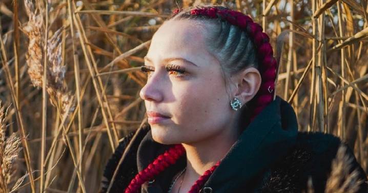 'Medical miracle' as teen to have baby after 'jaw' symptom cancer battle