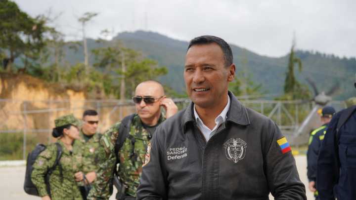 Exclusiva: 'Frente a lo que hipotéticamente pueda ocurrir en Venezuela, nuestro actuar se enfocaría en la atención humanitaria y enfrentar a los GAO'