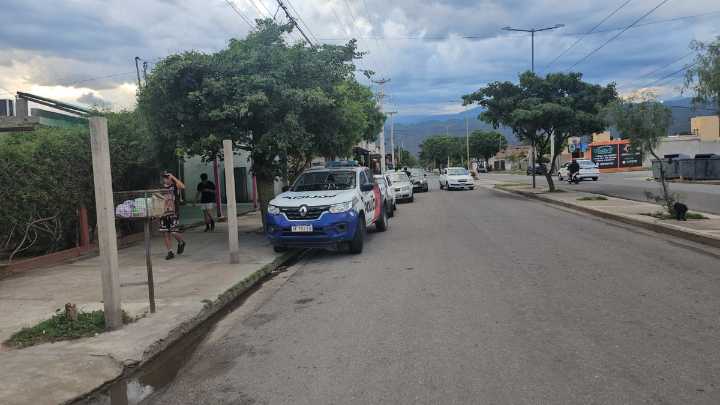 Intentaron linchar a un presunto abusador y casi incendian su casa