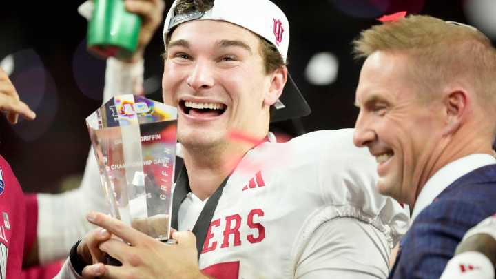 See IU quarterback, Heisman favorite Fernando Mendoza at the Big Ten championship