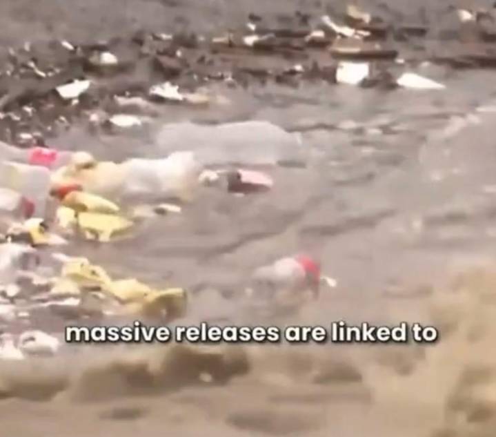 Trump exige a México resolver crisis de aguas residuales en la frontera