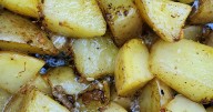The Best Way To Cook Roast Potatoes For Christmas Dinner