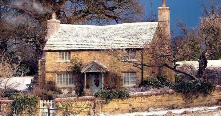 'I starred in iconic Christmas film but I never watch it for one reason'