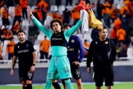Ochoa brilla y rescata el empate: AEL Limassol iguala sin goles ante Olympiakos Nicosia