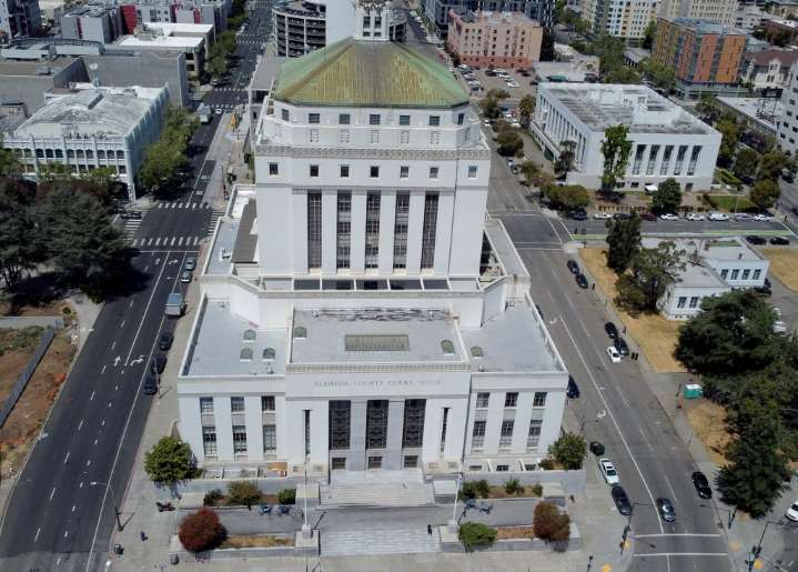 Judge jails Oakland rape suspect for failing to die