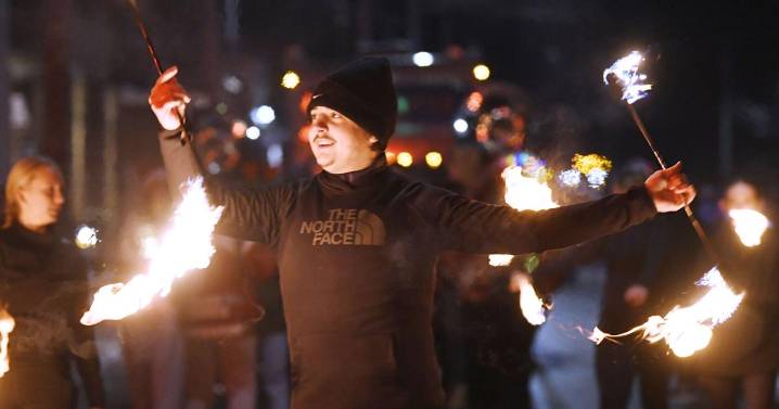 Downtown bright place as Christmas parade comes to town