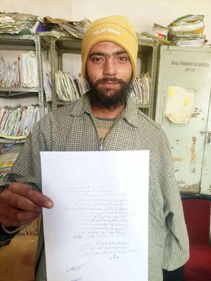 Baramulla Police Arrests Absconder After Quick Action in Hardshoora Kunzar*