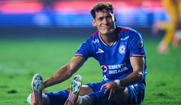 ¿Chiquete Orozco se pierde el Mundial? El defensa será sometido a cirugía