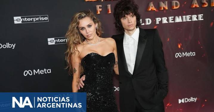 Miley Cyrus se comprometió con Maxx Morando: los detalles de su anillo