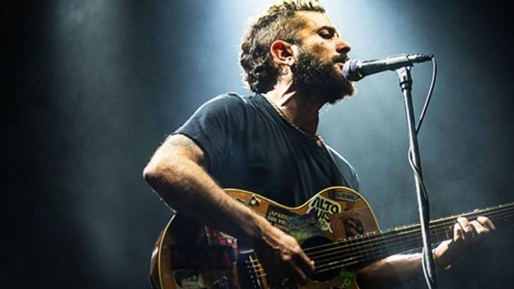 "Entre cuerdas y letras" cierra esta noche el año con una gala solidaria en La Comedia