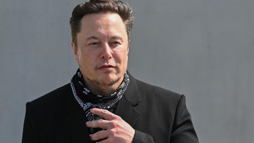 Elon Musk llama a la "abolición" de la Unión Europea tras la multa de Bruselas a X con 120 millones de euros