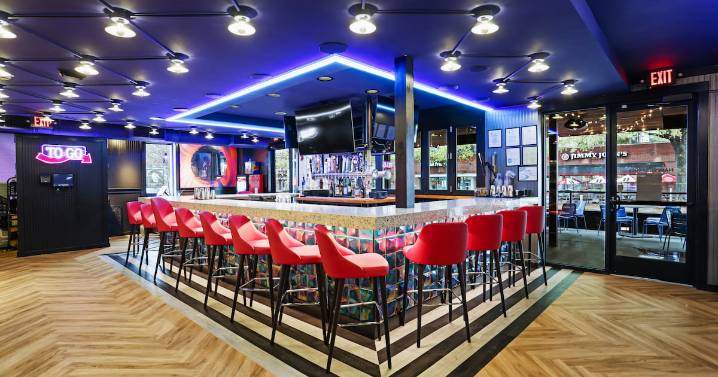 Mellow Mushroom returns to downtown Decatur, and more from metro Atlanta’s dining scene