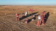 Competition For Nebraska’s ‘Carhenge’ Rises Near South Dakota’s Badlands
