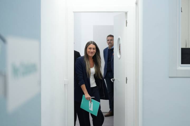 Junts se enroca y emplaza a PSOE a tomar decisiones