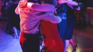 La discoteca de Zaragoza que enseña a bailar bachata los jueves: "Aprender y conocer gente nueva"