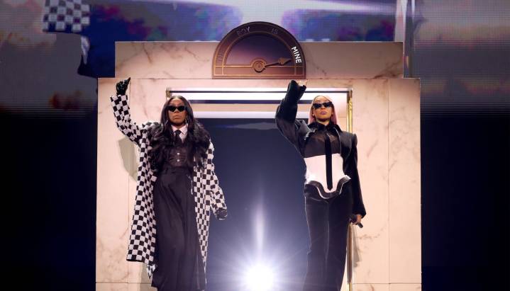 ‘The Boy Is Mine Tour’: 90s’ Nostalgia Stunners Brandy & Monica Prove That Sisterhood And Classic Hits Are Forever [Review]