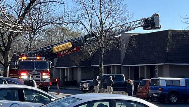 Fire crews respond to office buildings along Woodruff Road