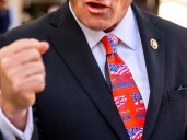 Los tres colores que usan las personas influyentes, según la psicología