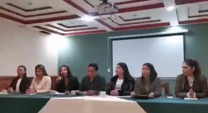 Presuntos promotores del oficialismo entregan más de 600 mil firmas para activar revocación de Salomón Jara