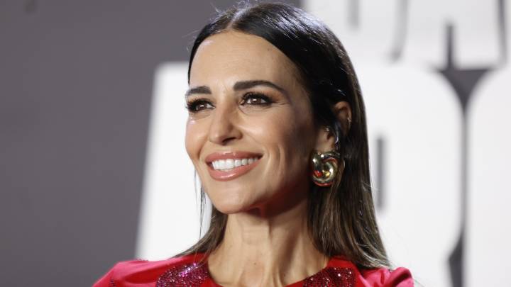 El abrigo blanco de Paula Echevarría que arrasa este invierno: elegante, calentito y perfecto para sobrevivir al frío de Madrid