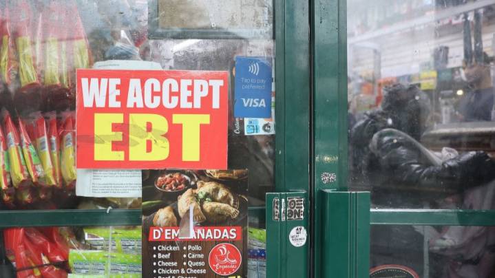 Washington and Oregon could lose food-aid dollars in Trump fraud crackdown