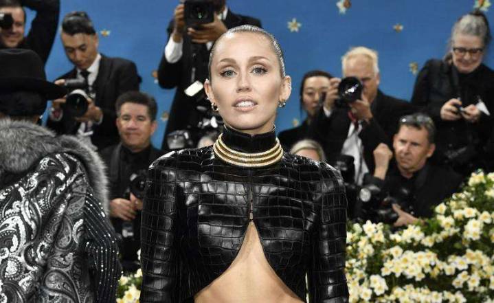 Miley Cyrus reportedly engaged to Maxx Morando