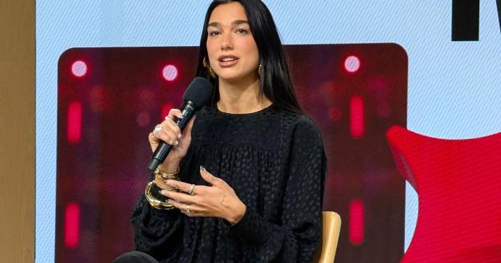 Dua Lipa sorprende con exclusivo concierto privado en Cancún