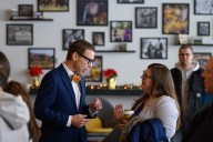 New Valparaiso University president meets with the community