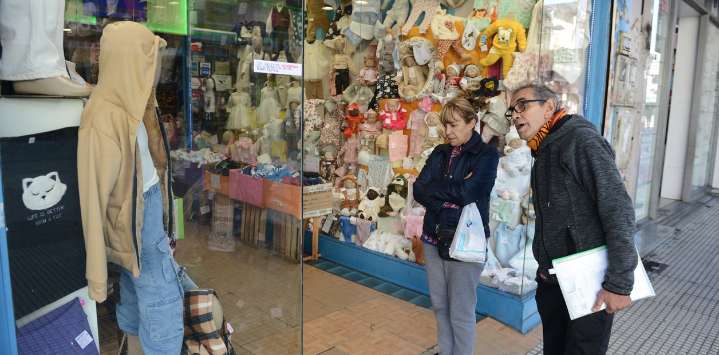 El consumo tuvo una fuerte caída: se desplomó 9% mensual en noviembre, según un informe privado