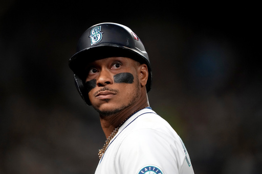 Mets reach 2-year deal with infielder Jorge Polanco after losing Pete Alonso, AP source says