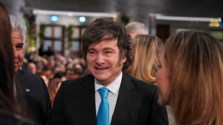 Tras el Nobel de la Paz, Milei canceló reuniones y vuelve a la Argentina