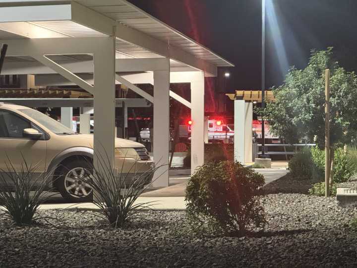 Ex-boyfriend killed after being found hiding in apartment bathroom, police say