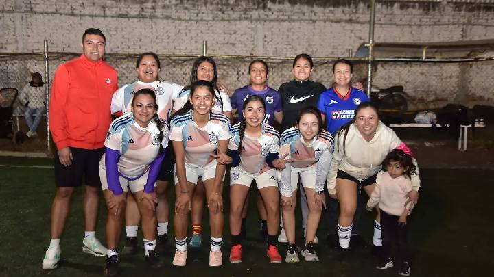Linces busca el liderato general del torneo femenil