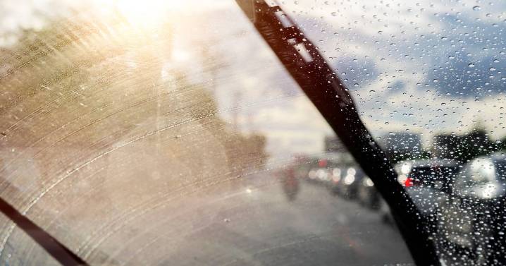 Foggy car windows are 'cleared for good' when you rub £1 item on them