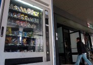 Los 'vending' de hospitales y residencias deberán tener un 80% de productos saludables