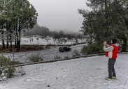 Anatomía de una portada: cómo se hizo la foto de la nieve que dejó Emilia
