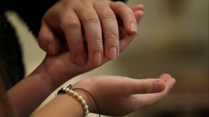 As Trump Misses Deportation Goals, ICE Pushes Migrants to Give up Their Cases