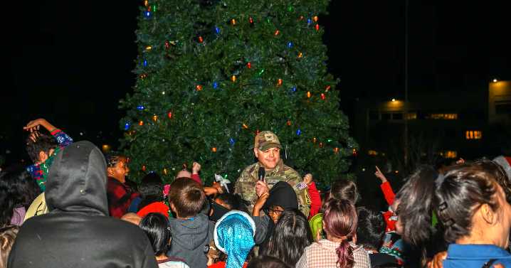 Vandenberg hosts annual tree lighting ceremony