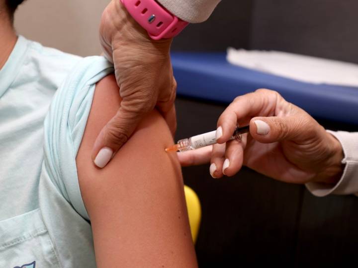 CDC's vaccine advisers meet to question long