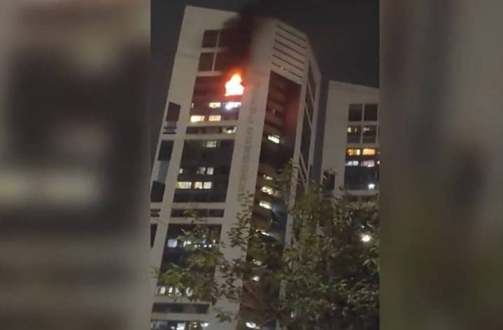 Mumbai News: Fire Erupts On 28th Floor Of Kandivali High