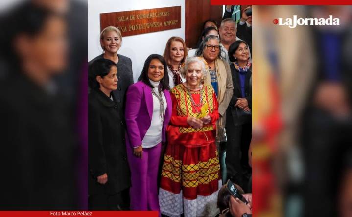 Senado nombra Elena Poniatowska a su sala de comparecencias