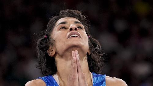 ‘I still want to compete’: Vinesh Phogat announces comeback, targets LA Olympics