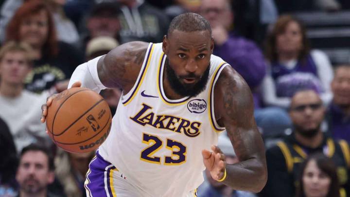Lakers star LeBron James’ immediate reaction to stepping up for LA vs. 76ers