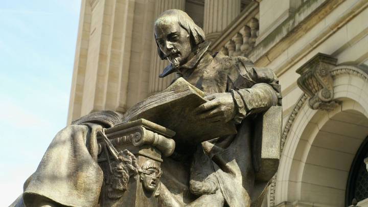 "Todo lo que sucede, conviene": la frase de filosofía para afrontar todos los problemas de la vida