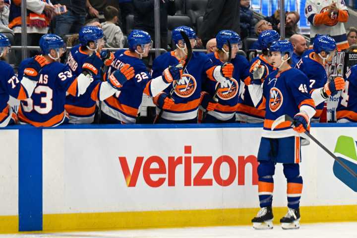 Islanders get scoring from all over in win over Lightning - The Rink Live | Coverage of youth, junior, high school and college hockey